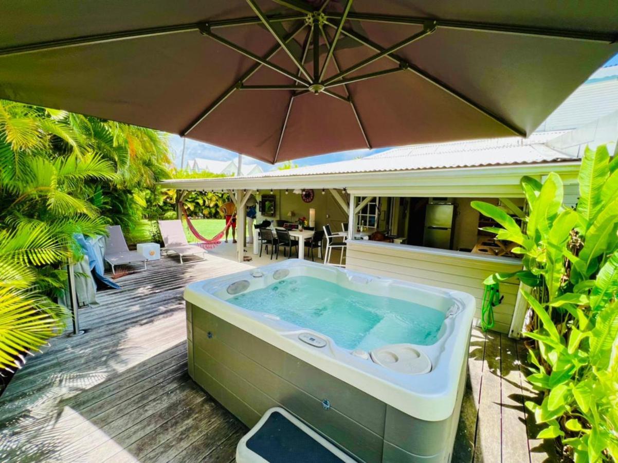 Jolie Petite Villa Sur Une Presqu'Ile Le Gosier  Buitenkant foto