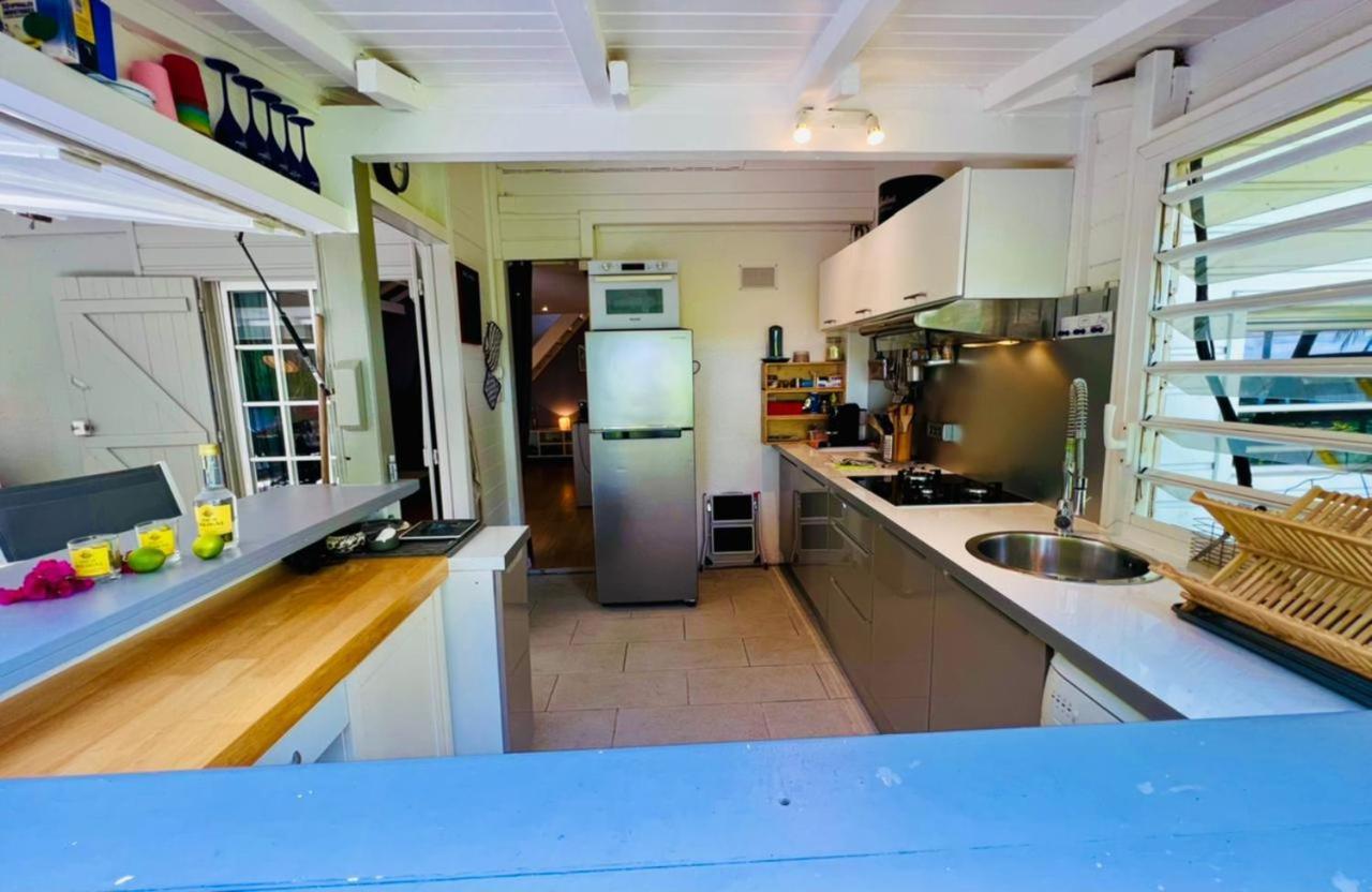 Jolie Petite Villa Sur Une Presqu'Ile Le Gosier  Buitenkant foto