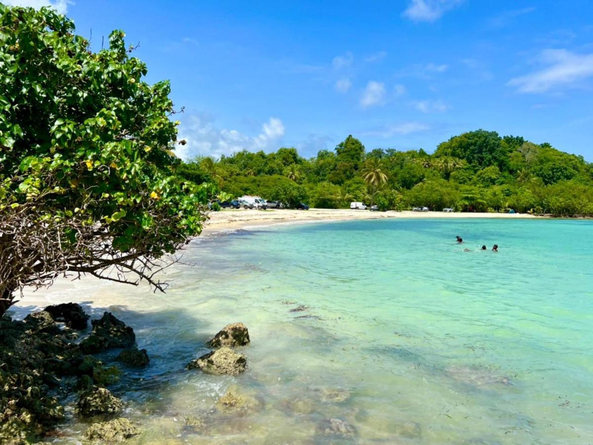 Jolie Petite Villa Sur Une Presqu'Ile Le Gosier  Buitenkant foto