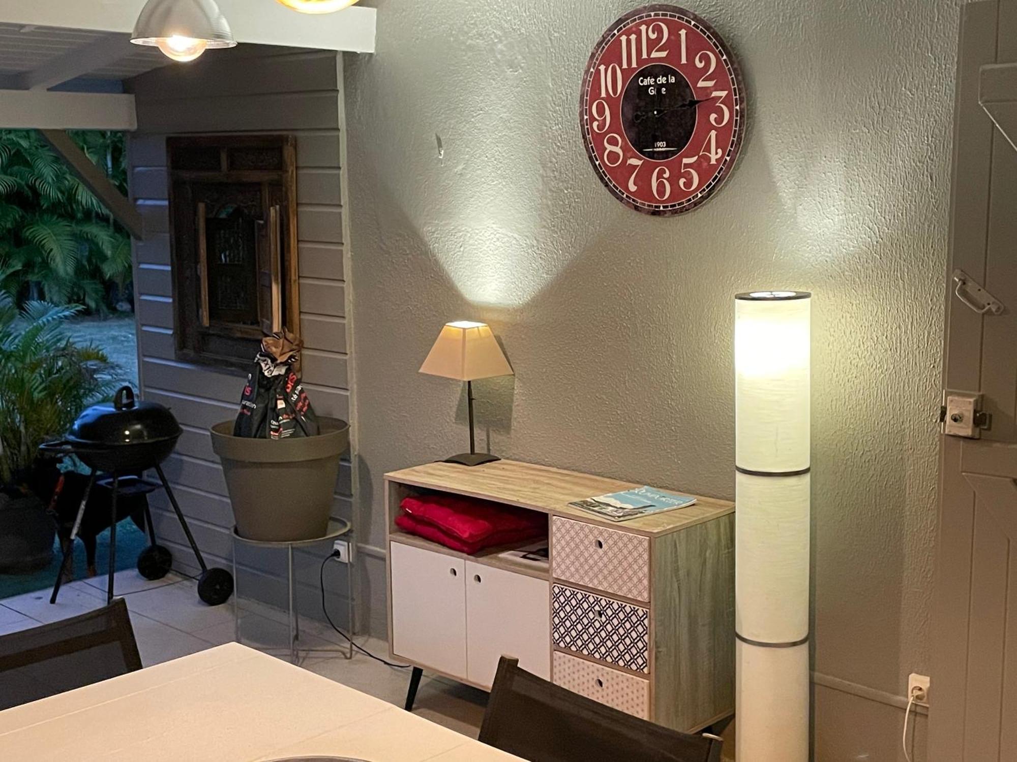 Jolie Petite Villa Sur Une Presqu'Ile Le Gosier  Buitenkant foto